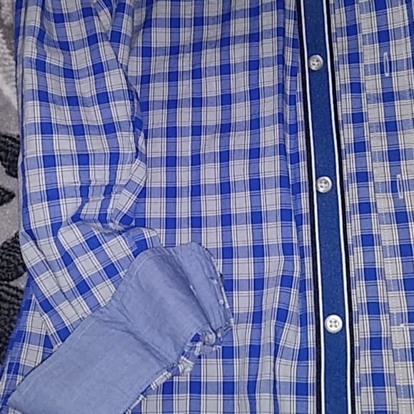 Banana Republic button down EUC - Picture 2 of 4